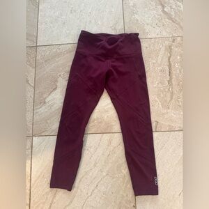 Lorna Jane plum Leggings women's size XS